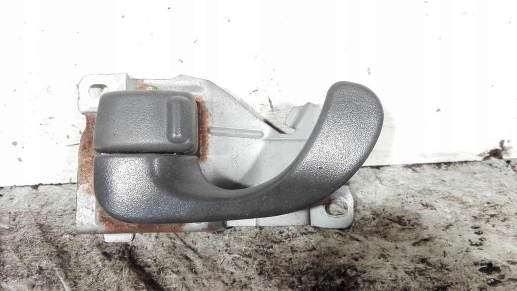 фото №1, Ручка дверь левая перед mitsubishi colt v cj0