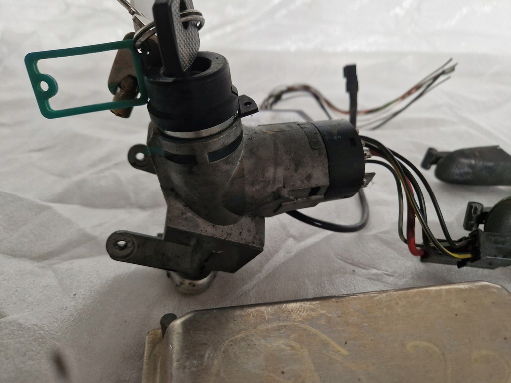 фото №6, Sprinter 2.2 бортовий комп'ютер набір стартовий 0281011745