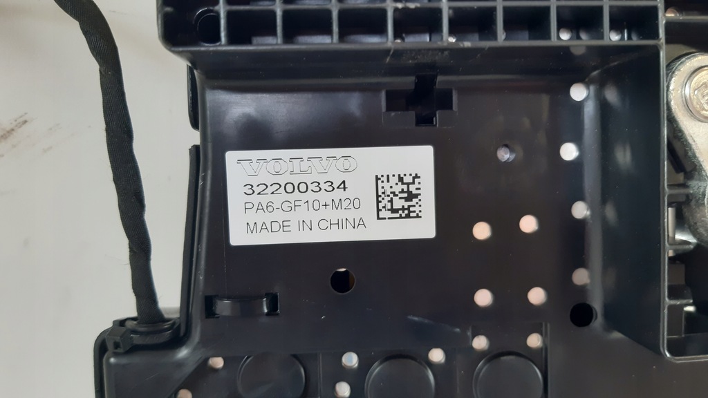 фото №6, Volvo xc40 2.0 b/z модуль аккумулятор клемма 32200334