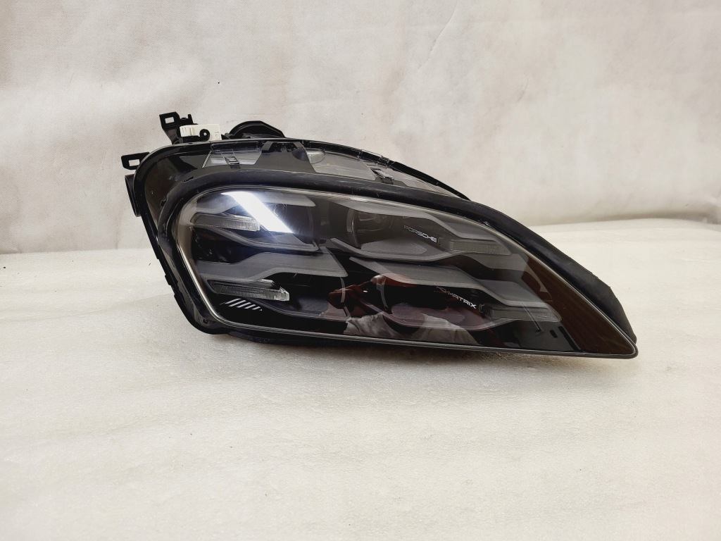 фото №3, Porsche taycan lift full led matrix 9j1941060ad