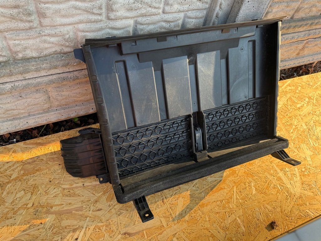 фото №14, Volvo ex30 балка бампера перед повітропровід повітря org