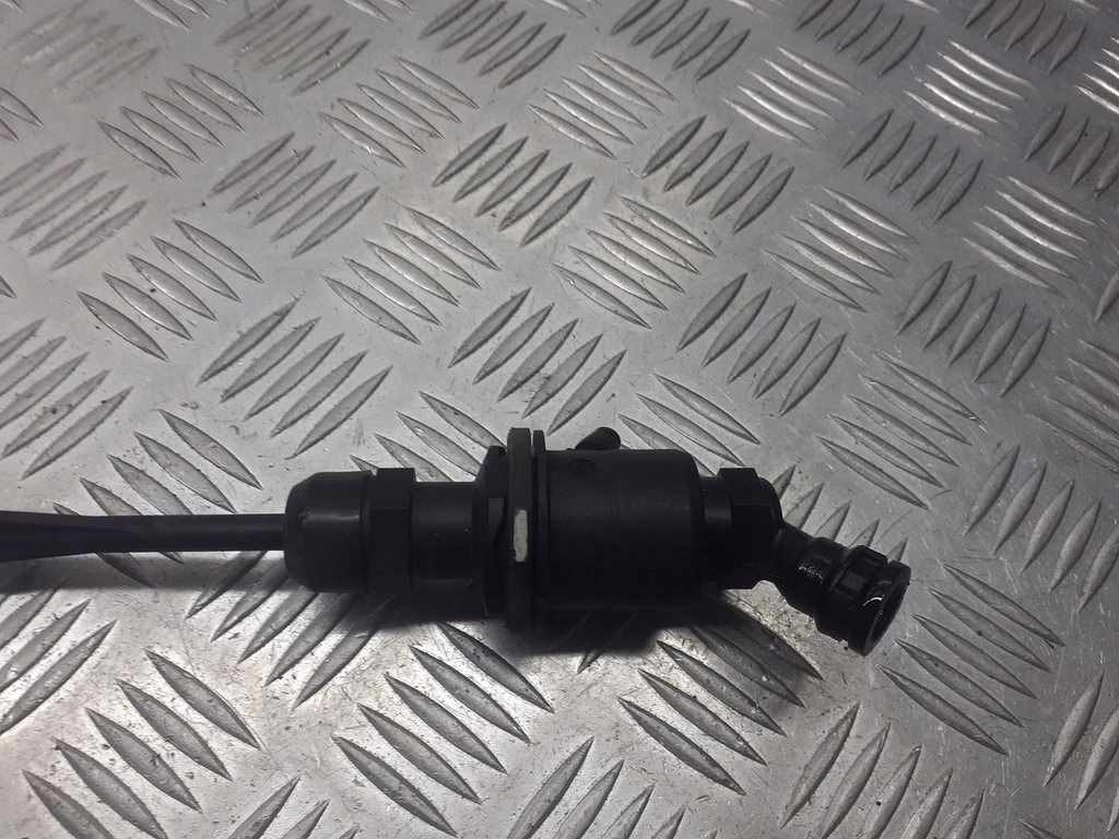 фото №3, Помпа сцепления renault scenic ii 2.0 8200151784