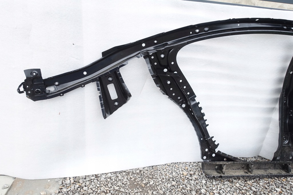 фото №8, Bmw 5 g30 2017- обшивка рама блок двигателя порог левый