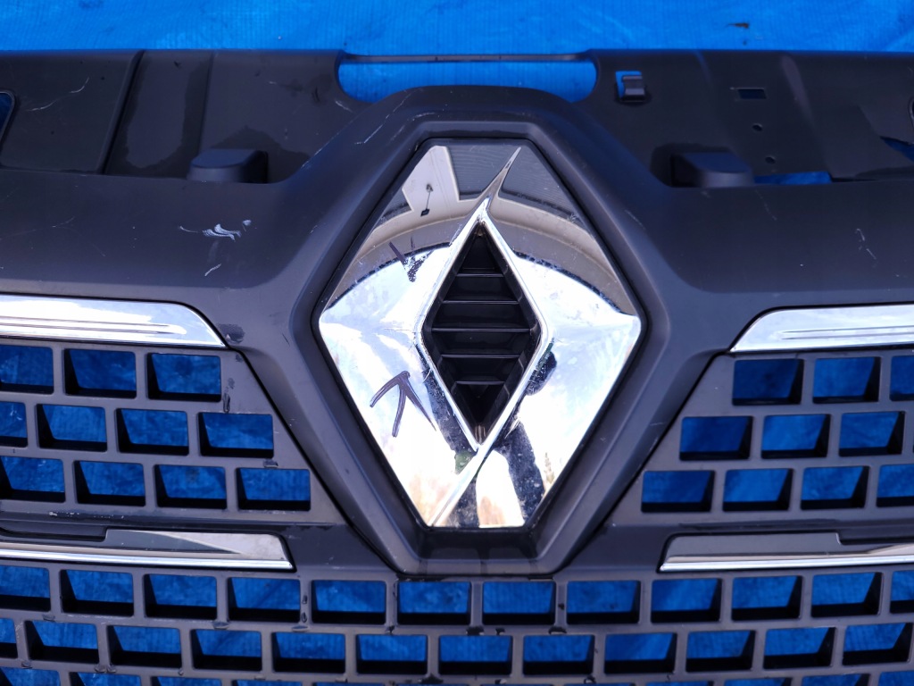 Renault trafic iii | решётка радиатора решётка радиатора хром бампера перед lift 623109004r Киев