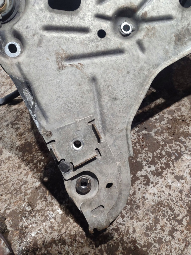 фото №9, Подрамник передние renault trafic iii x82 93459571