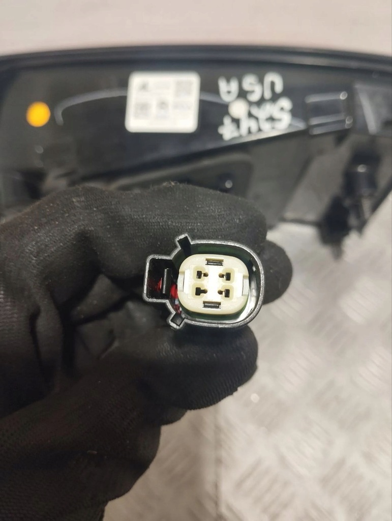 фото №6, Chrysler pacifica 2018 лампи задній кришки багажника 68228940ae