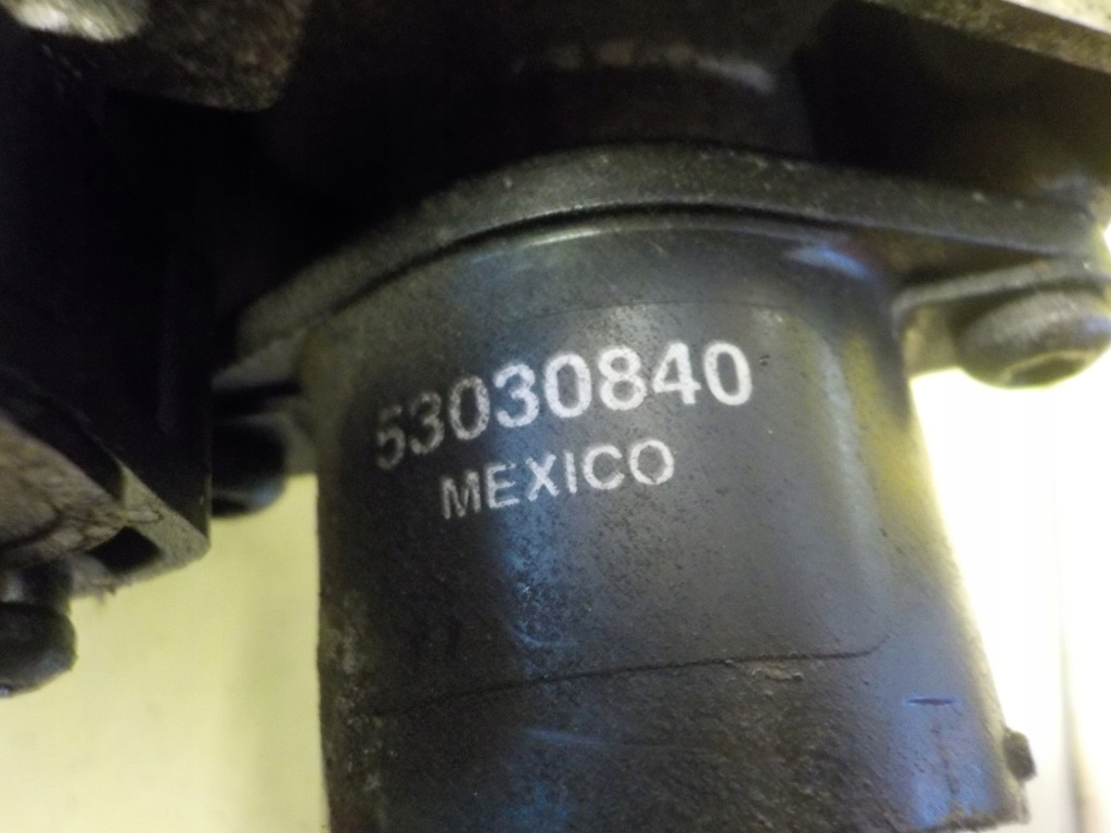 Jeep cherokee 3.7 v6 04r 211km ekg дросельна заслінка 53030840 в Україні