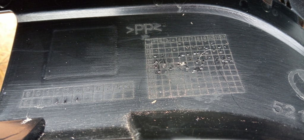 фото №10, Toyota aygo ii 2 lift 18- dokładkadolna спойлер бампера перед 52112-0h080