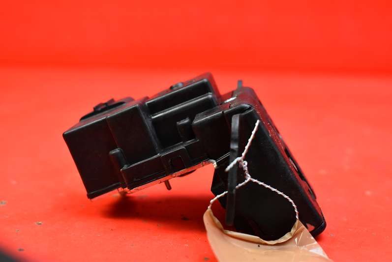 фото №6, Замок кришки задня задній kia venga 10r