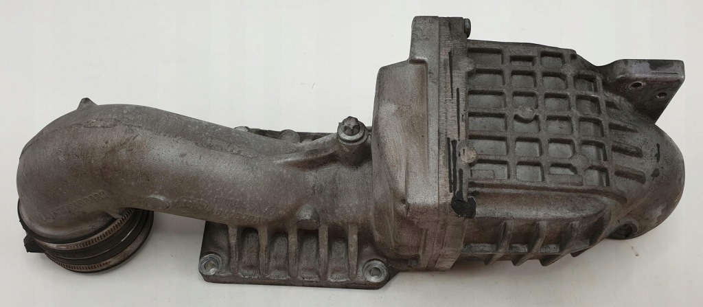 фото №1, Основание компрессор mercedes w204 1.8 a2711400887