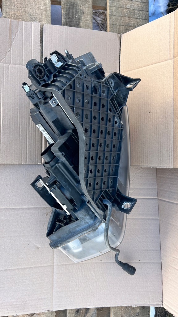 фото №9, Лампа audi q3 8u0 11-15 передня перед права led комплектна eu ксенон