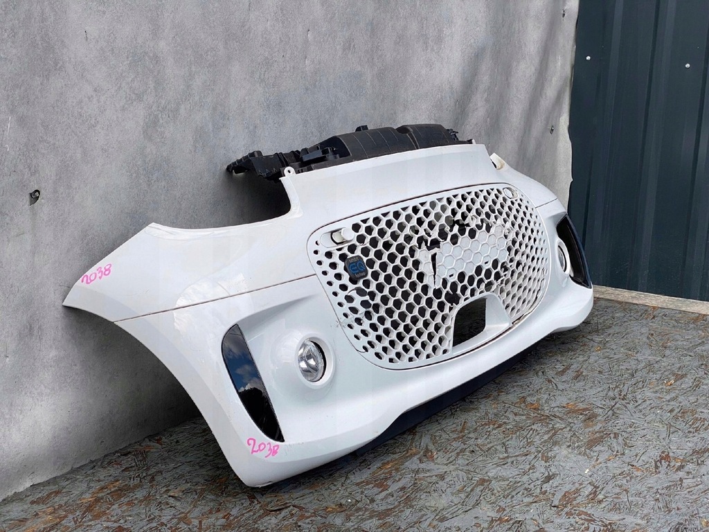 фото №1, Smart forfour eq 453 бампер перед a4538881700