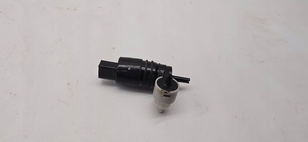 Купить Bmw оригинальный номер 7388349 помпа омывателя