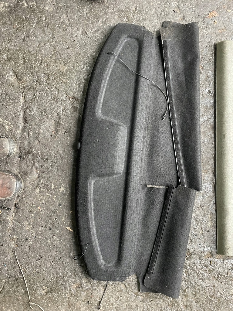 фото №1, Toyota yaris ii полка багажника