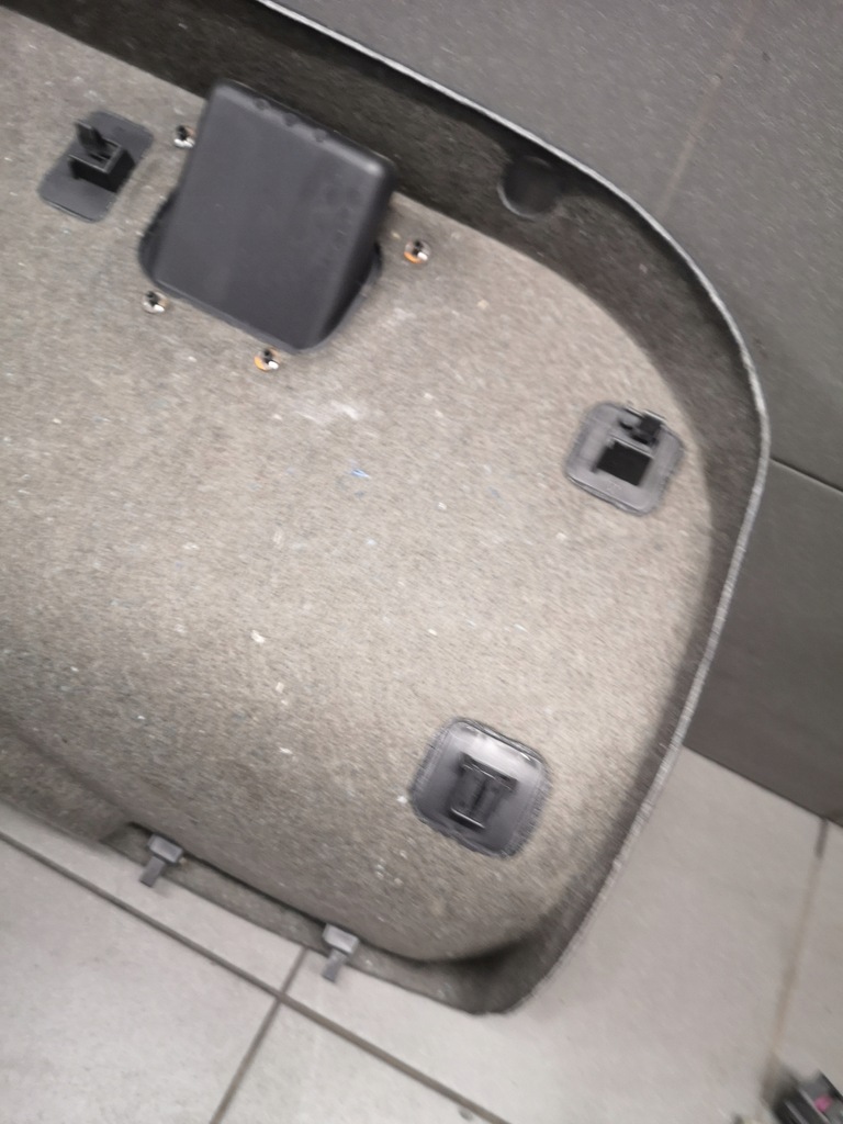 фото №11, Обивка крышки audi a6 c6 sedan 4f5867975j