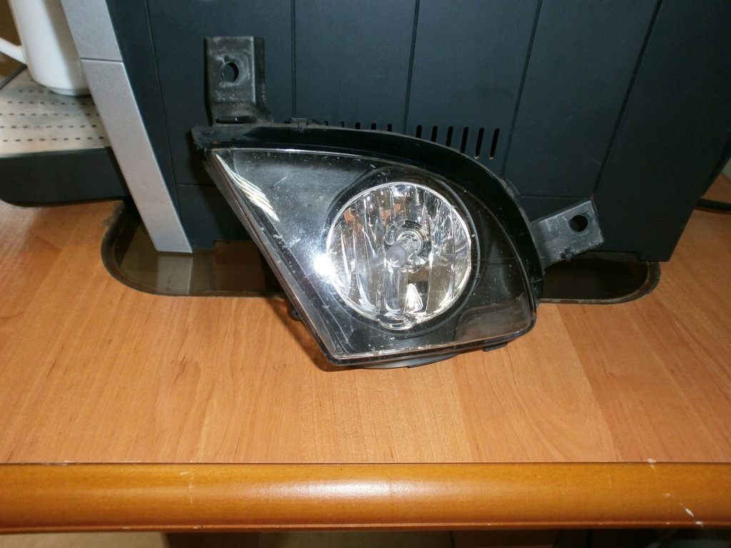 фото №1, Bmw 3 e90 lci e91 lci противотуманная фара правый