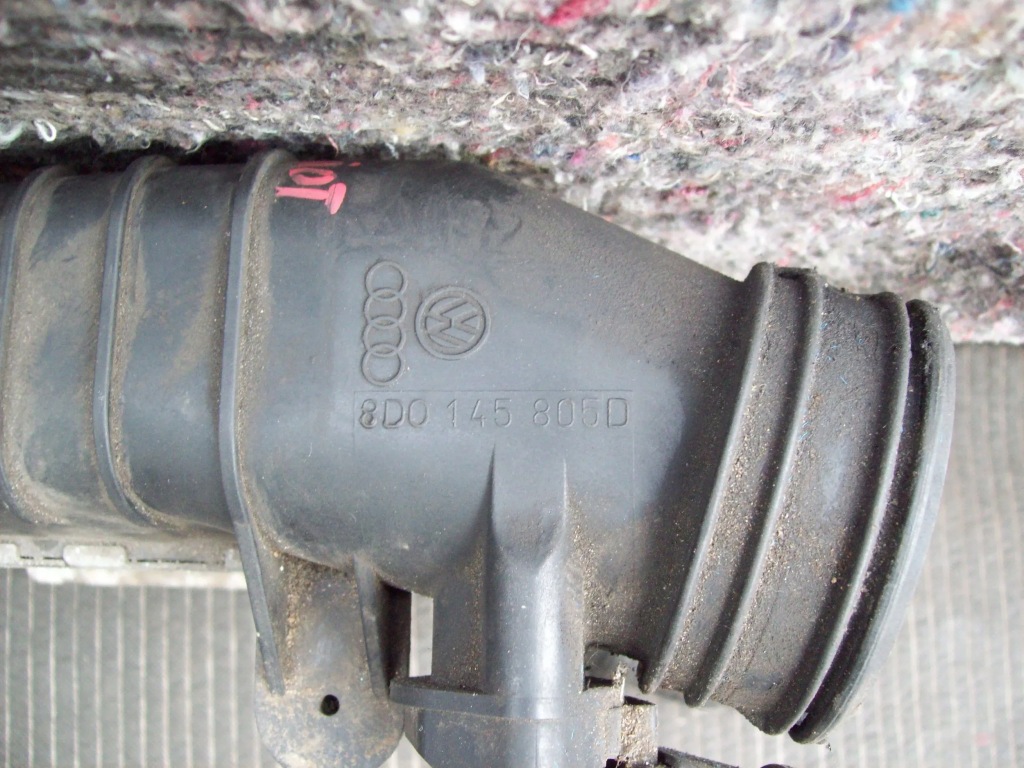 Радіатор повітря інтеркулер superb 1 passat b5 1.8 t audi a4 8d0145805d Київ