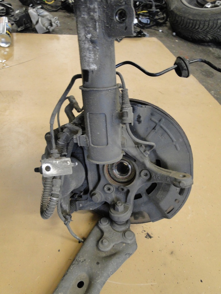 фото №5, Kia ceed iii 1.4 поворотный кулак правая