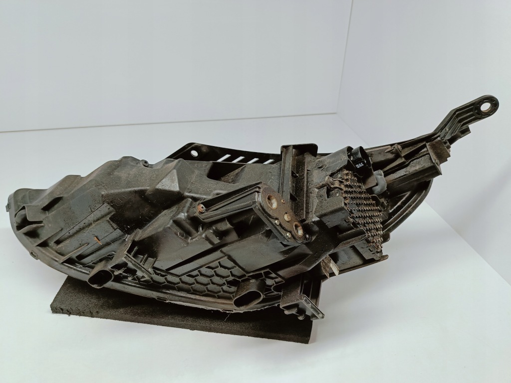 Hyundai i30 3 17- фара права перед передня full led оригінальний номер європа  92102-g4100 Ціна