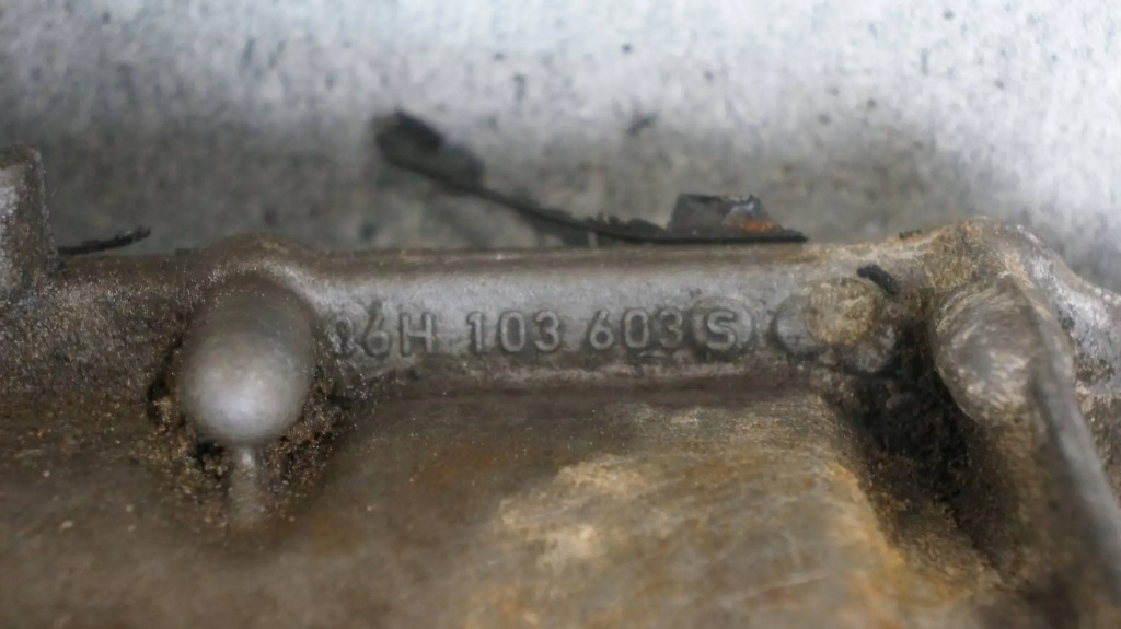 Піддон піддон масляна 06h103603s audi a5 8t a4 b8 2.0 tfsi Зі Шроту