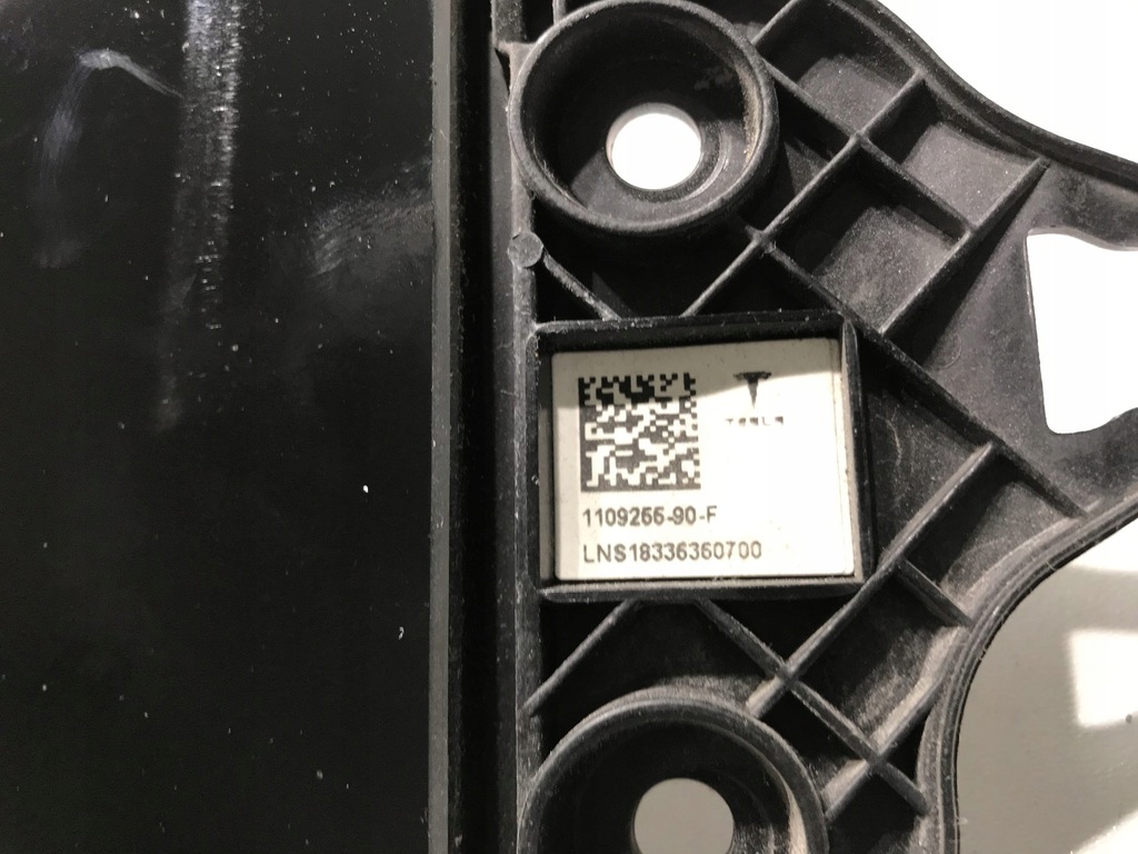 фото №12, Tesla 3 правый блок двигателя b стеклянный камера 1109255-90-f 1100441-00-c