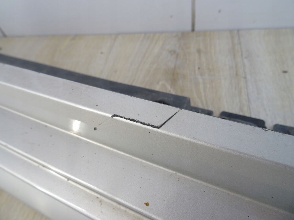 фото №6, Toyota corolla e21 kombi молдинг порог правая 75850-02220 llu