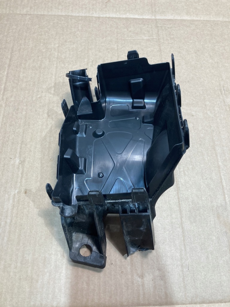 фото №1, Корпус запобіжників lexus nx300h 15-