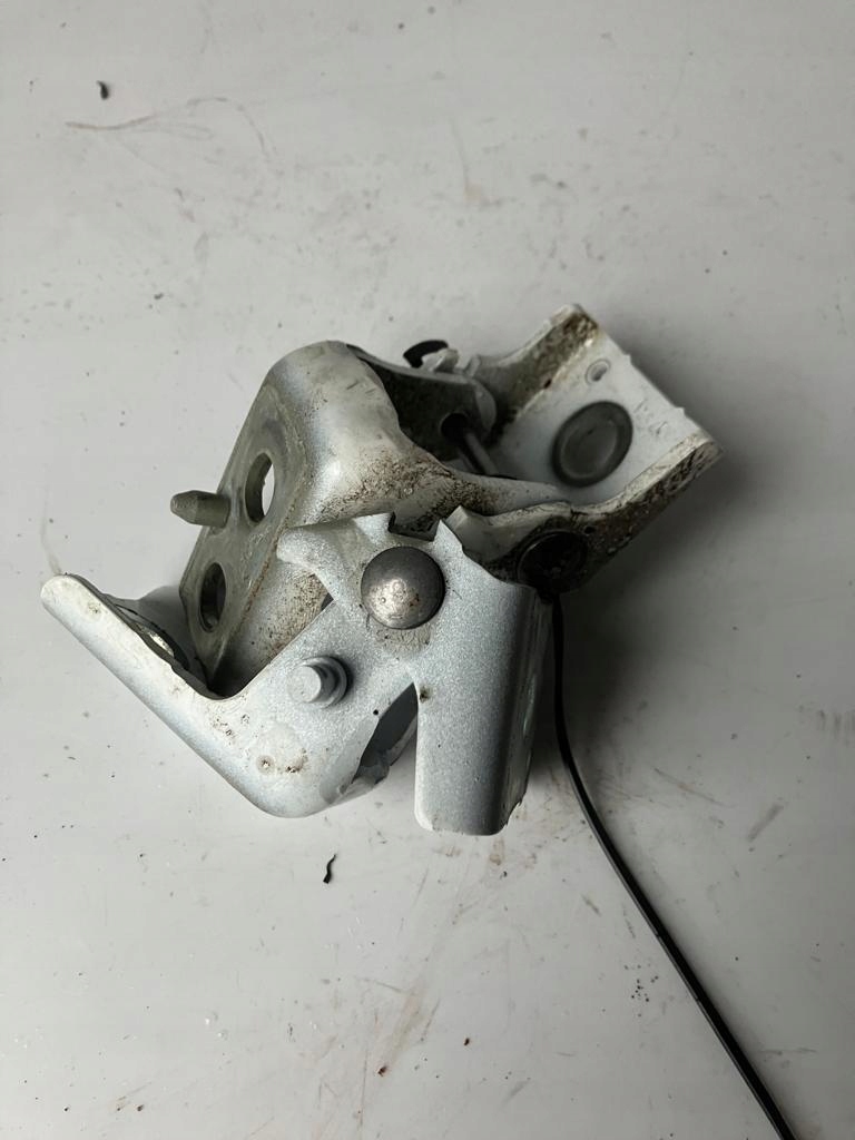 фото №1, Петли дверь corsa f левый задняя ewp