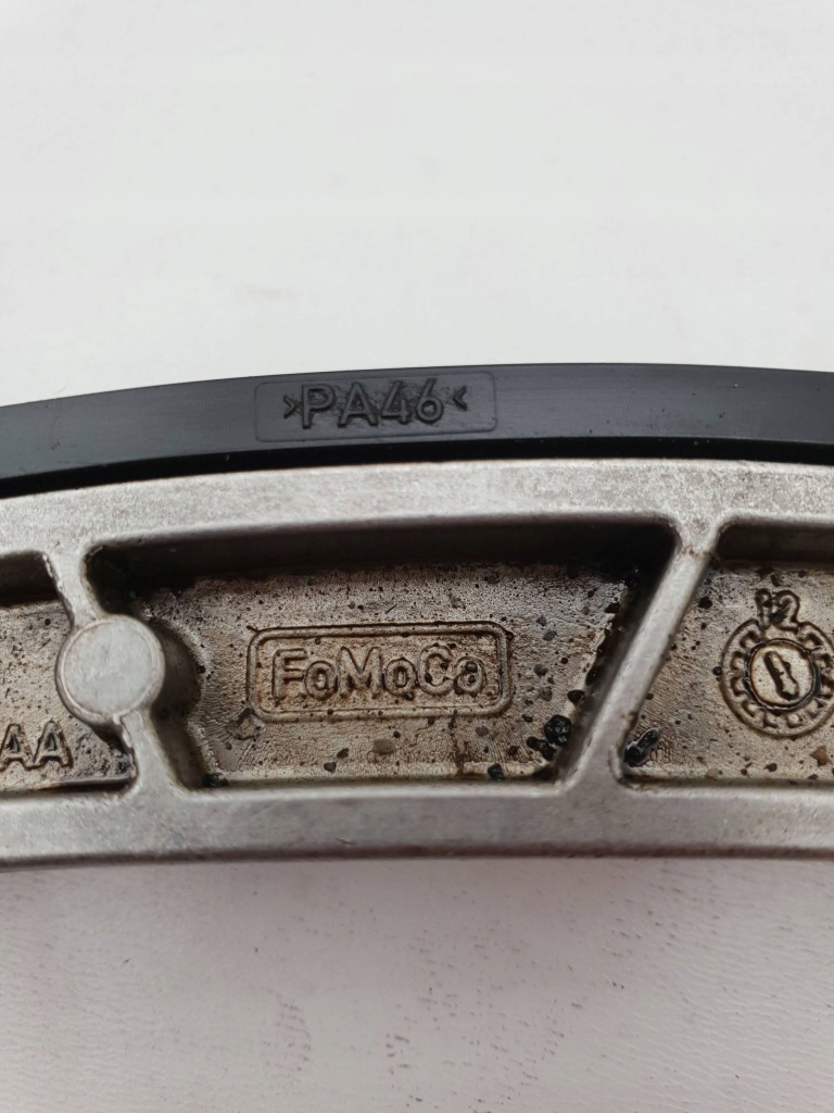 Купить Направляющая цепи распределительного вала land rover range rover l322 fx236l266aa