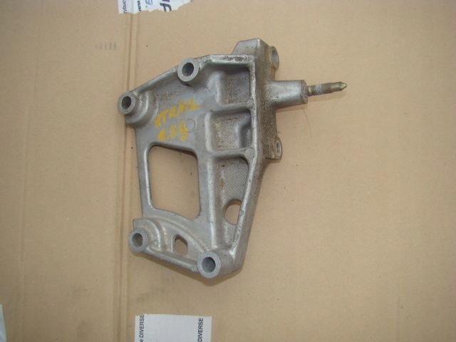 фото №1, Nissan x-trail t30 кронштейн кронштейн основа