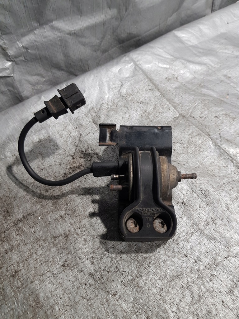 фото №1, Клапан вакууму volvo v70 1271890