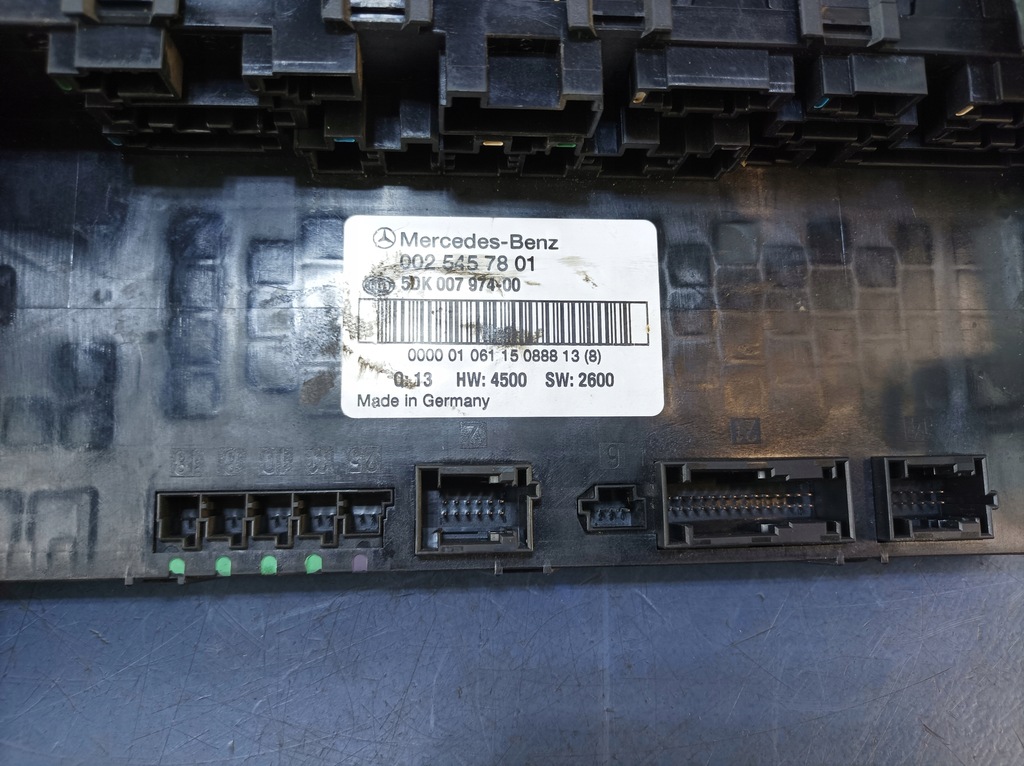 фото №4, Mercedes c-klasa w203 2.0 коробка предохранителей