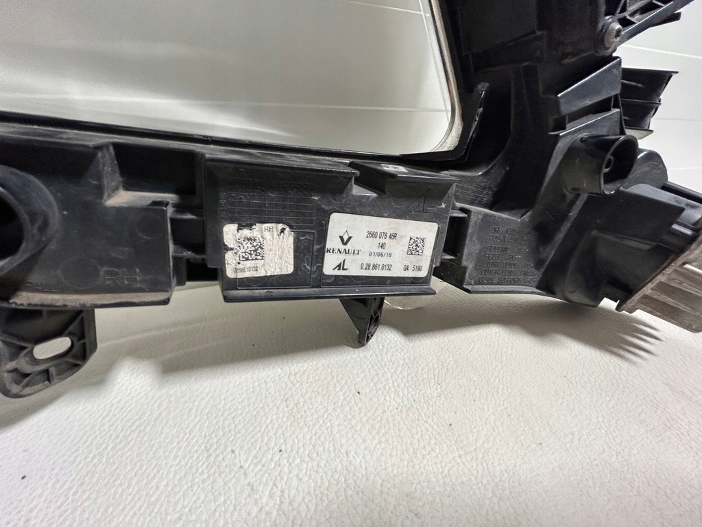 фото №6, Renault captur i lift лампа drl 2017- cała 266007845r правый правая