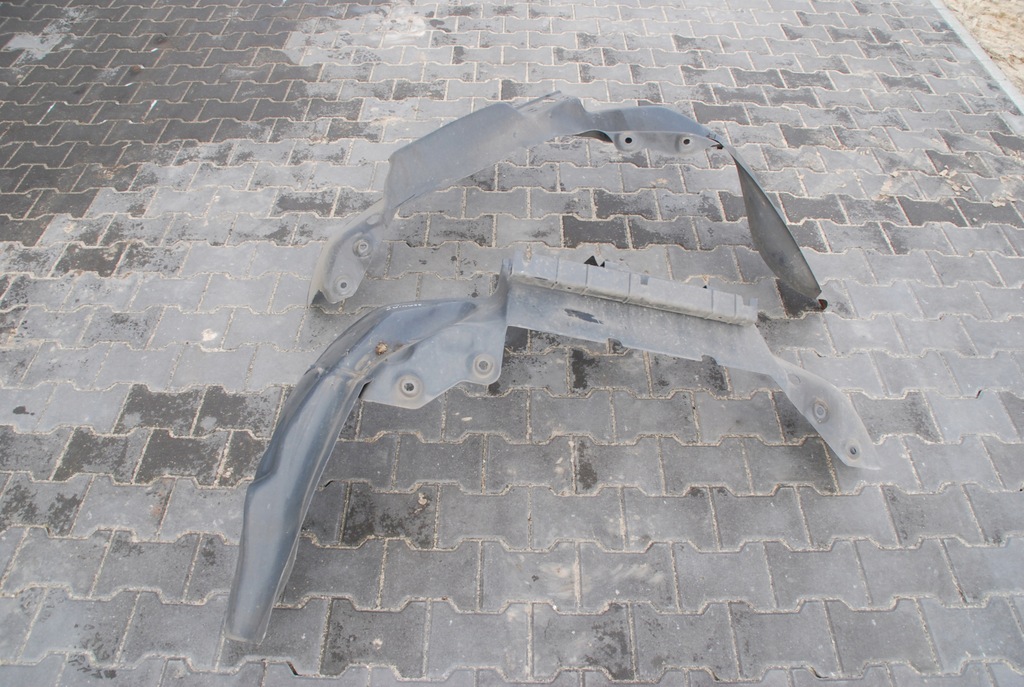 фото №2, Кронштейн кронштейн подкрылок p / l scania r p 11r