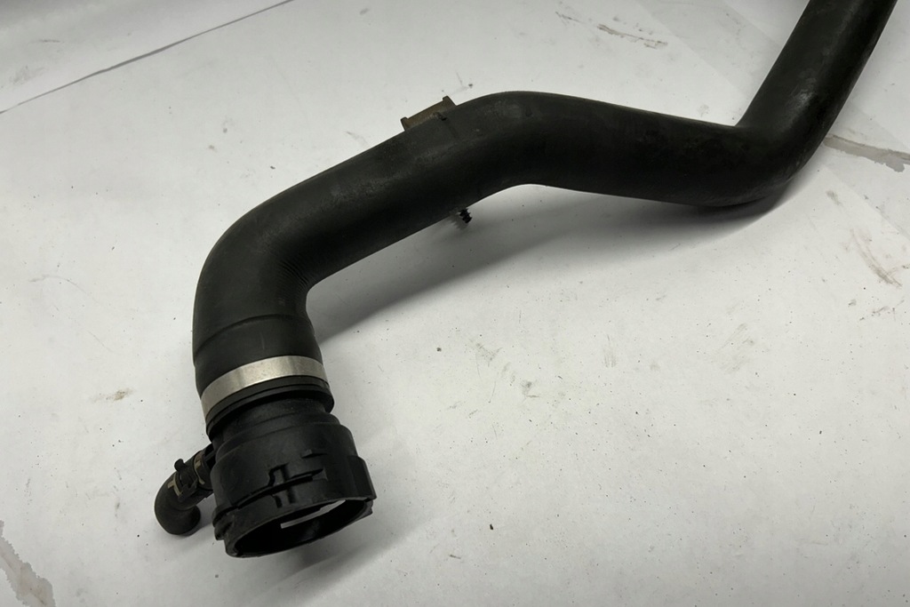 фото №12, Труба охолодження porsche cayenne 92a 7p6122101n 3.0l дизель 180kw 2015