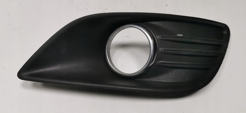 Купити Решітка бампера правий 8m51-19952-ae ford focus mk2