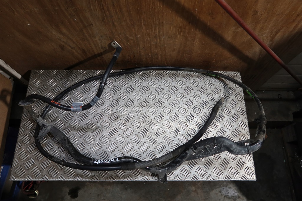 фото №1, Кабель акумулятор audi оригінальний номер 6r0971227