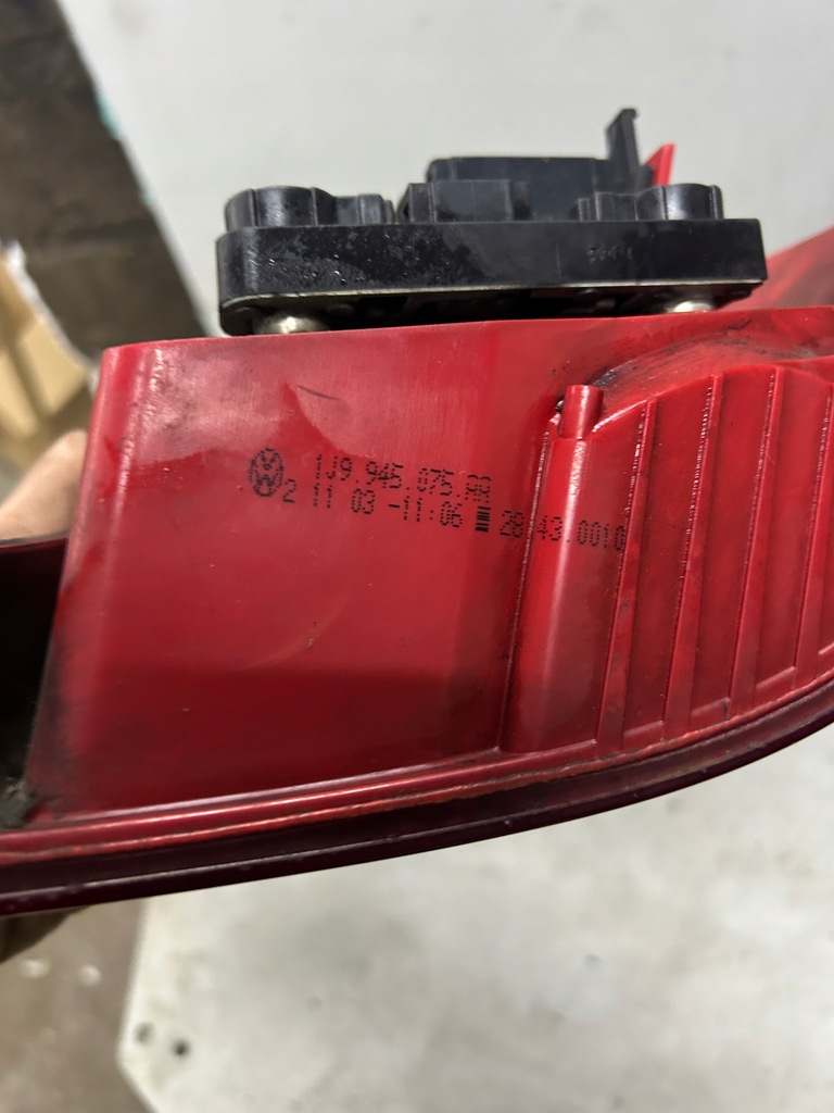 фото №7, Лампа левая задняя левый задняя volkswagen golf iv bora kombi