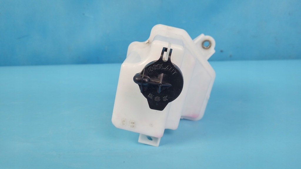 фото №13, Toyota rav4 v 19r бачок расширительный