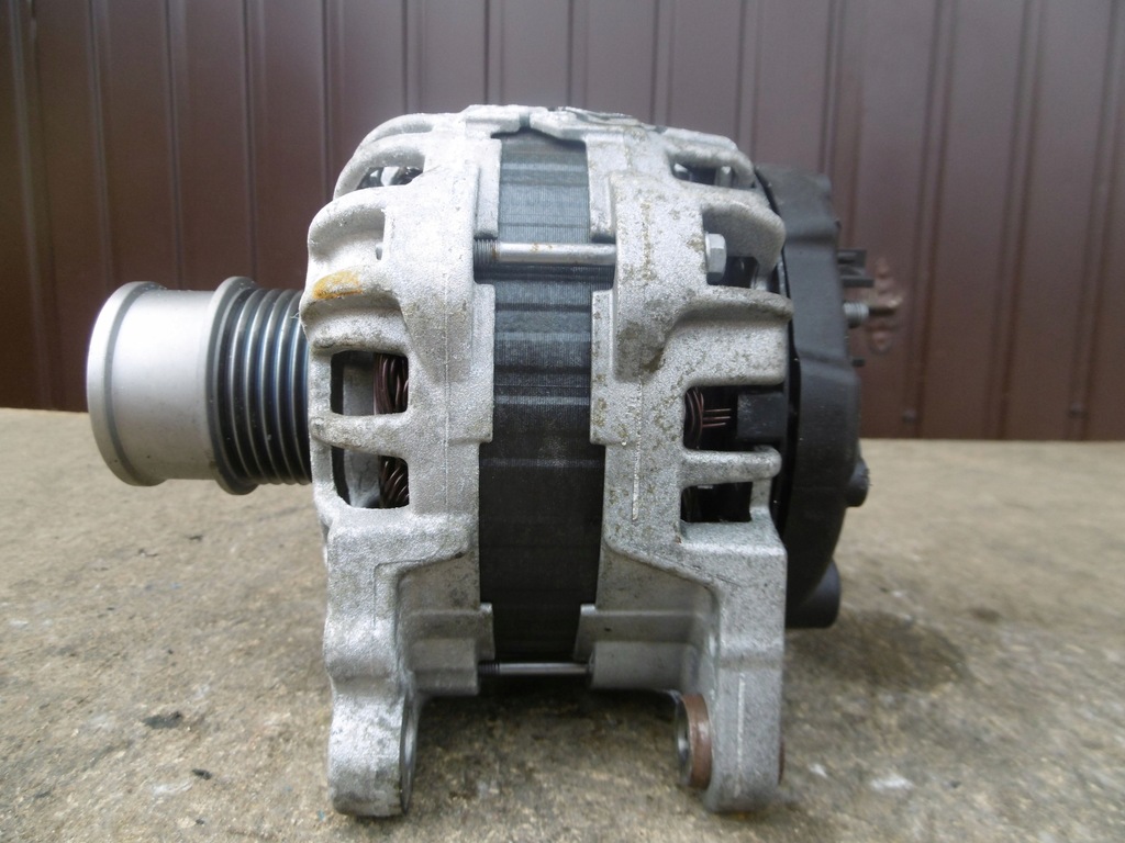 фото №1, Генератор 04e903015a vw bosch