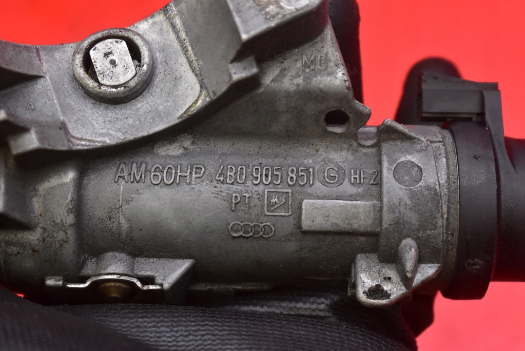 фото №8, Замок зажигания ключ 4b0905851g vw polo 4 iv 9n 1.4 tdi 75 km 01-05