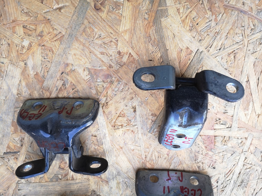 фото №2, Kia ceed ii kombi петли дверь правый перед задняя