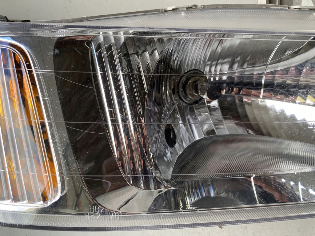 фото №7, Honda odyssey 2010 права сторона лампа передня