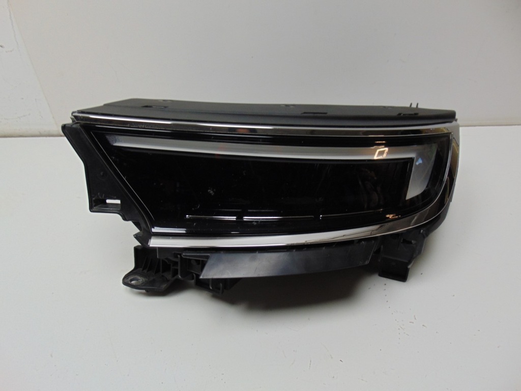 фото №1, Лампа ліва перед opel mokka b ii 9834008280 europa