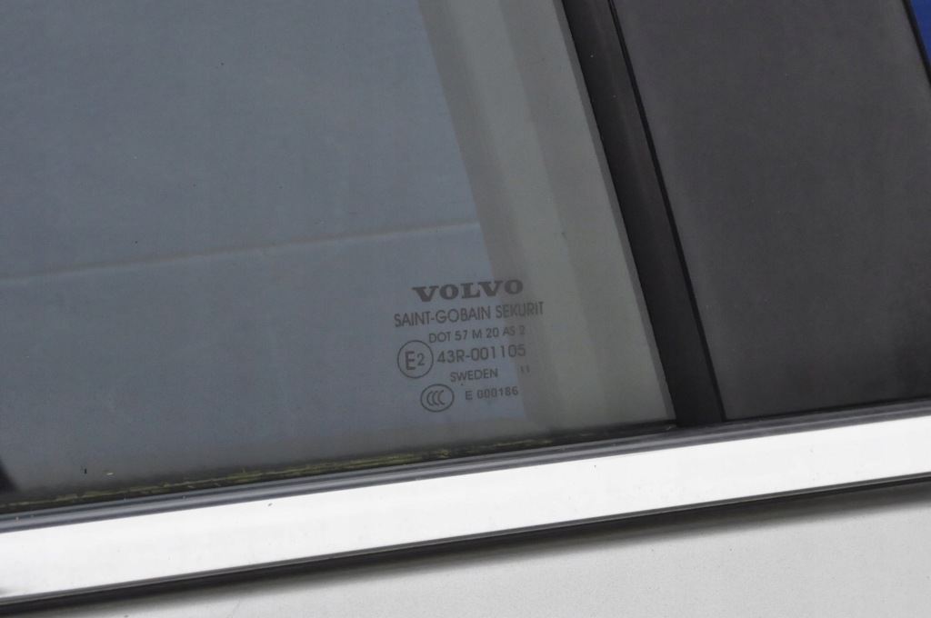 фото №11, Volvo v60 двері правий задня задні повний