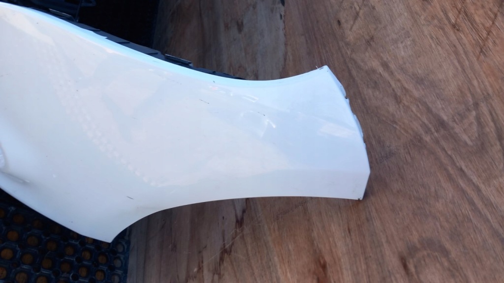 Renault megane 3 кабриолет  бампер перед ov369 противотуманная фара Доставка