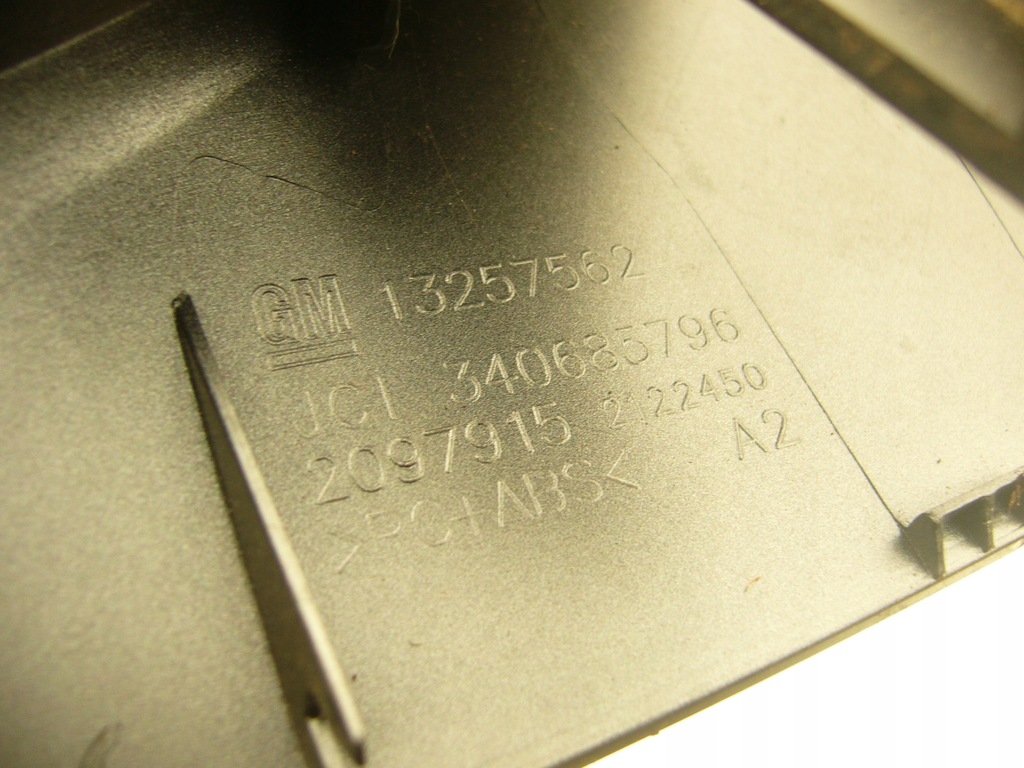 фото №7, Opel astra j iv lift рамка консоли приборная панель 13257562 панели eu радио dekor