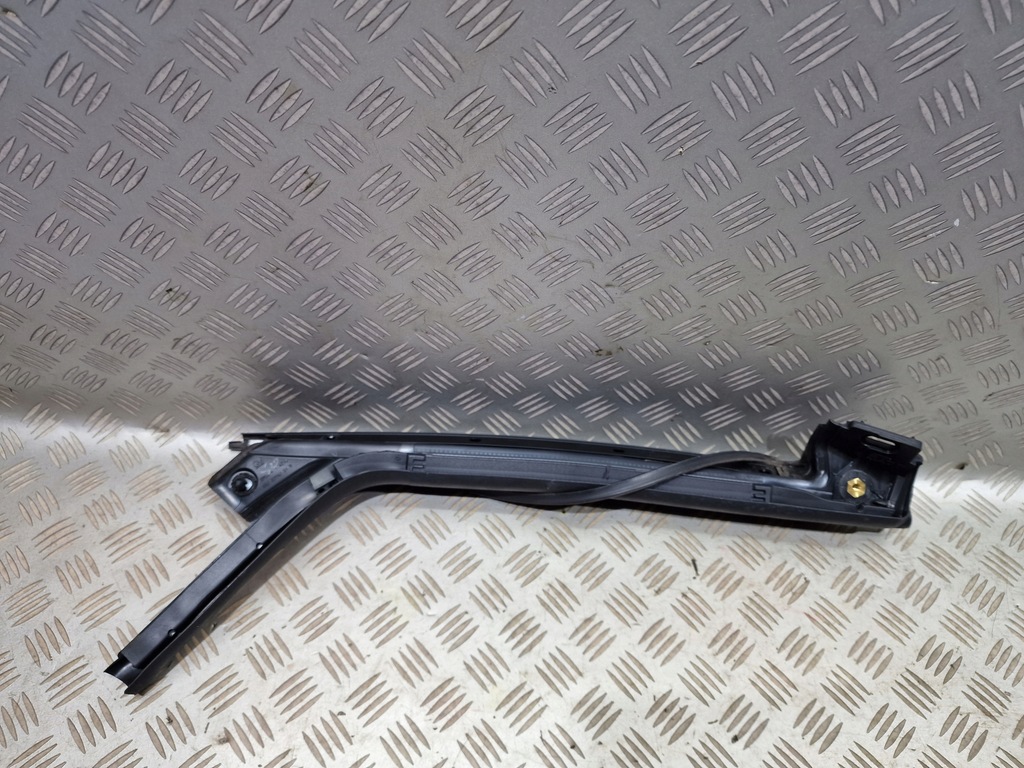 фото №6, Молдинг прокладка скло права opel cascada