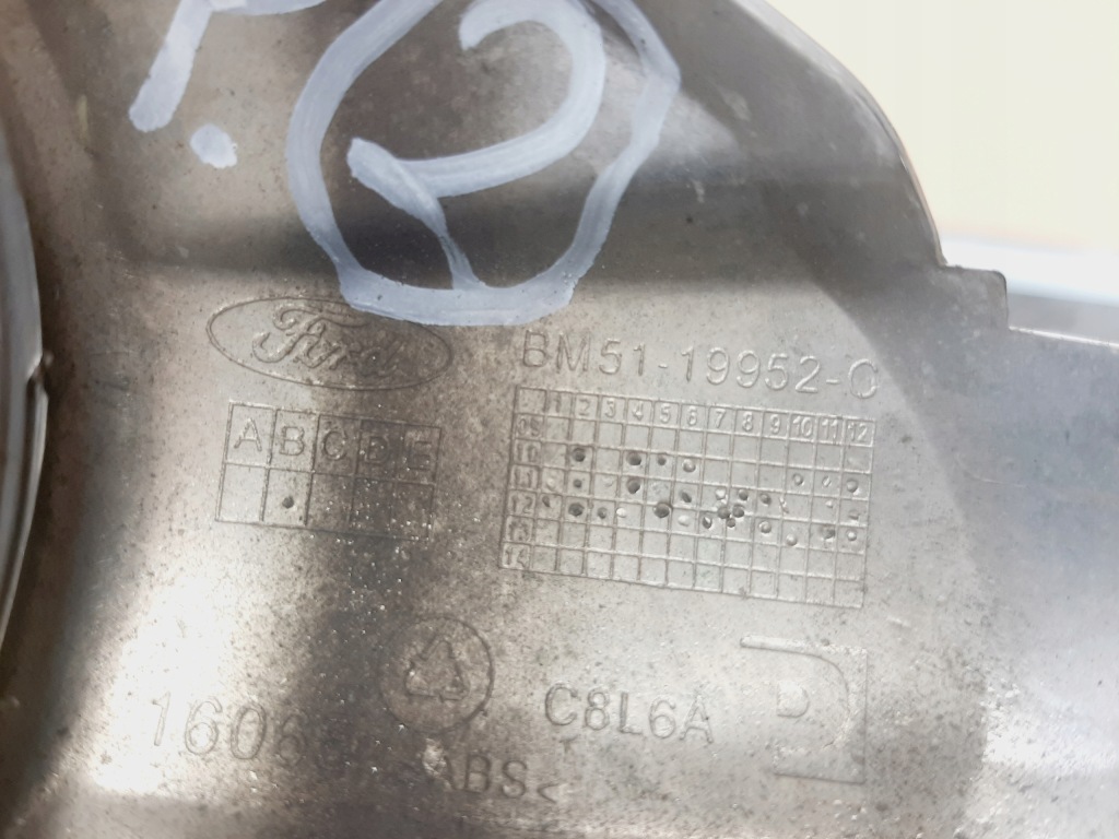 Противотуманная фара + решётка рамка хром бампера ford focus mk3 3 2010-2014 правый Цена