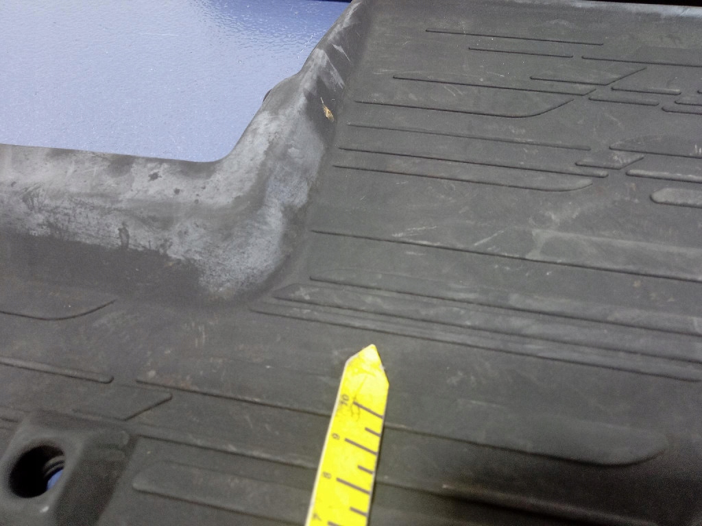 фото №10, Volvo v60 i s60 ii 10-18 коврики резиновые oem комплект 31403318